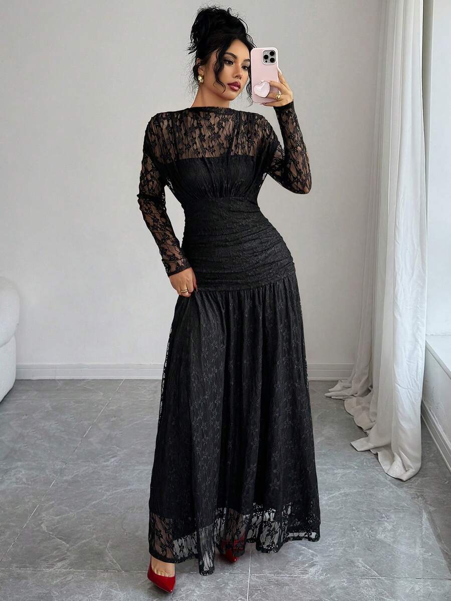 SHEIN Elenzga فستان أسود ضيق مطرز بالدانتيل