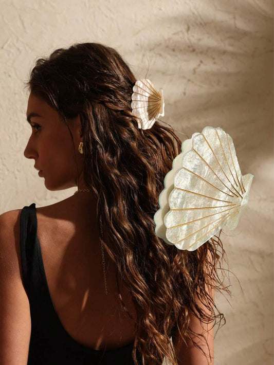 SHEIN Swim Chiccia مشبك شعر أكريليك على شكل صدفة استوائية جامبو