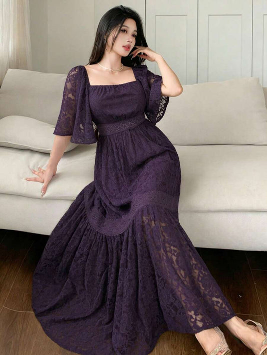 SHEIN DAZY فستان متوسط الطول مزين بالدانتيل بلون أرجواني