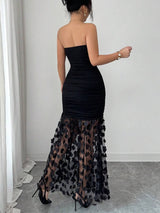 SHEIN RAFFERIZA فستان سهرة أسود مكشكش الخصر بدون أكتاف بتصميم زهور وشبك