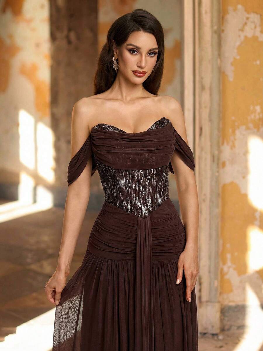 SHEIN Aureia فستان سهرة بقماش شبكي مطاطي بلون القهوة مزين بترتر