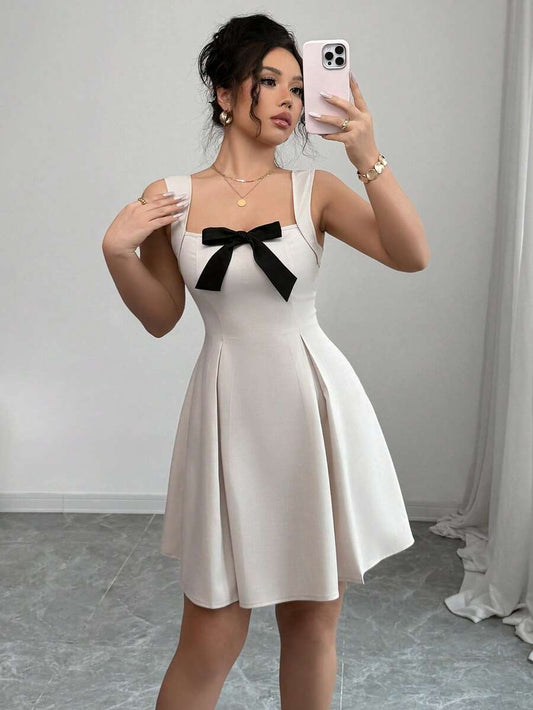 SHEIN ELENZGA فستان رومانسي بخصر مربوط وتنورة مقلمة ومنتفخة
