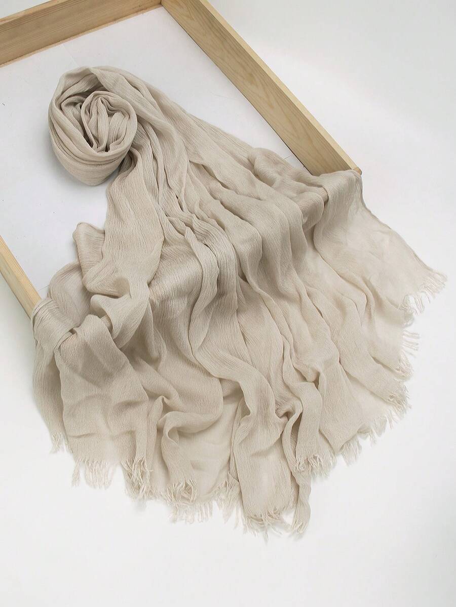 SHEIN حجاب نسائي من الكتان والرايون بلون بيج مع حواف شرابات