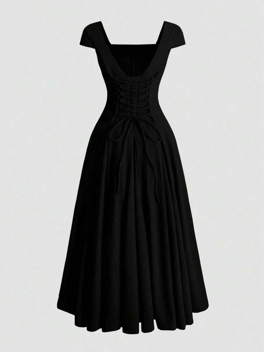 SHEIN A فستان أسود بظهر مكشوف وربطة خصر علي شكل حرف