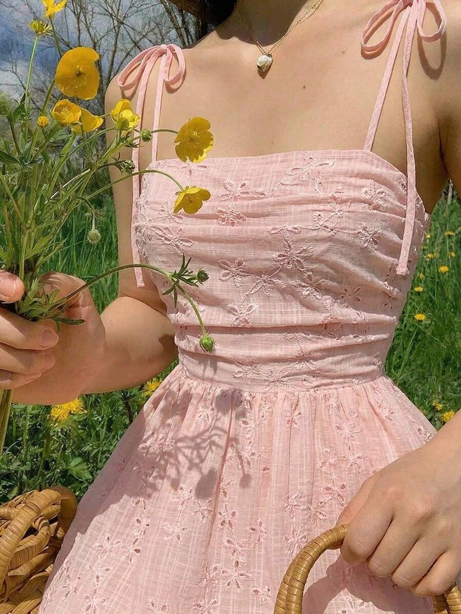 SHEIN MOD فستان وردي مطرز بالكشكشة