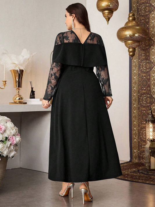 SHEIN Modelyn فستان أسود للمقاسات الكبيرة بأكمام طويلة وخصر ملائم وتباين دانتيل