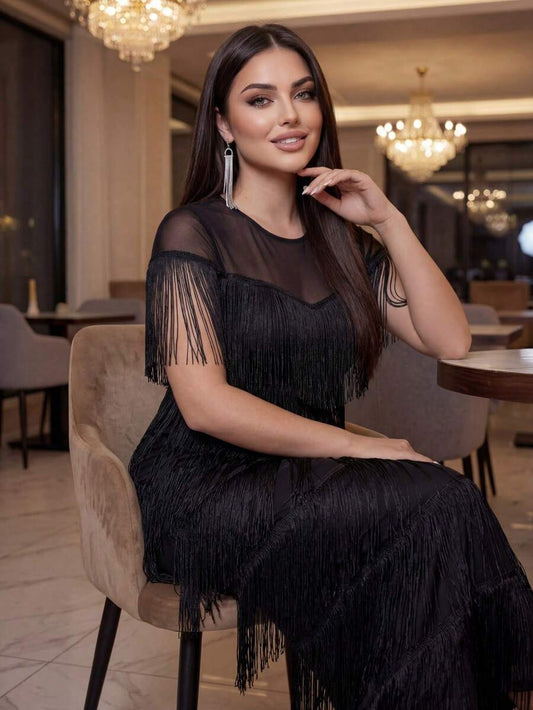SHEIN Lady CURVE فستان أسود للمقاسات الكبيرة بشبكة وشراشيب