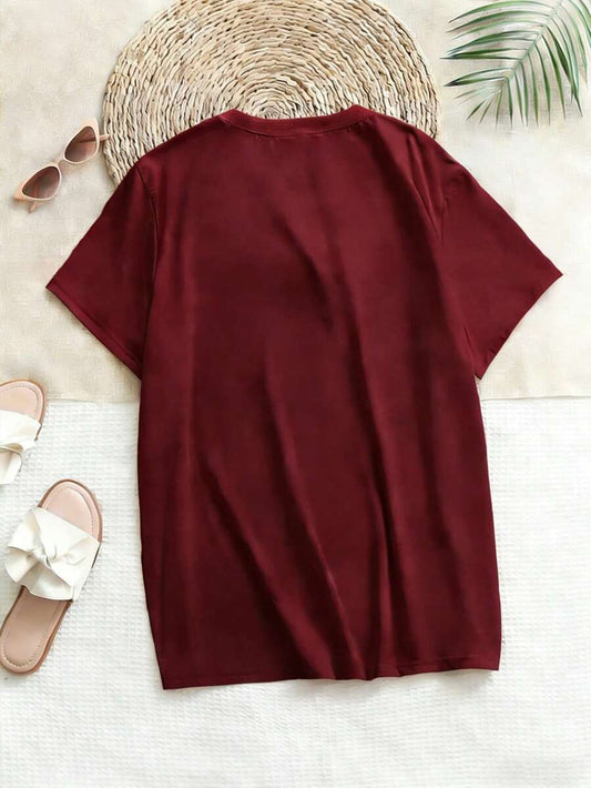 SHEIN Resyla تي شيرت نسائي مطرز بطبعة فارس بلون عنابي