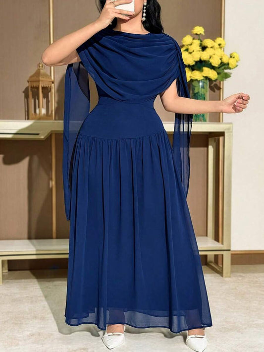 SHEIN Feyla فستان أزرق سادة مجعد للمقاس الكبير