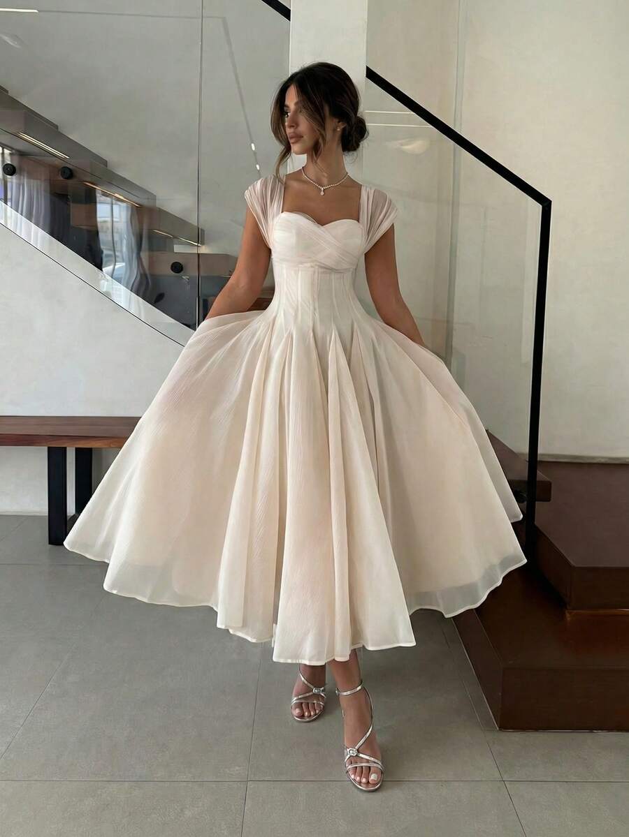 SHEIN فستان طويل أنيق مطوي رومانسي بلون مشمشي