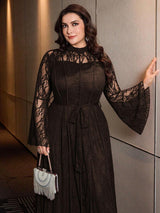 SHEIN Modelyn فستان للمقاس الكبير سادة بأكمام دانتيل طويلة وخصر مشدود