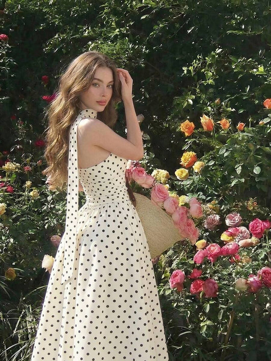 SHEIN MOD فستان متوسط الطول بدون أكمام بنمط بنقاط بولكا