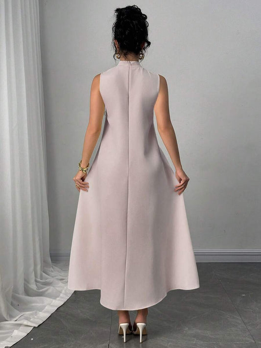 SHEIN Modelyn فستان رمادي طويل بتصميم زهور ثلاثية الأبعاد