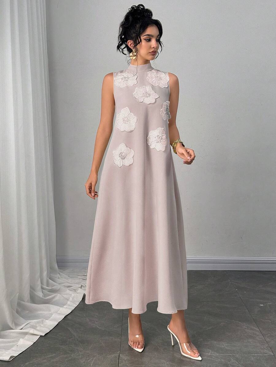 SHEIN Modelyn فستان رمادي طويل بتصميم زهور ثلاثية الأبعاد
