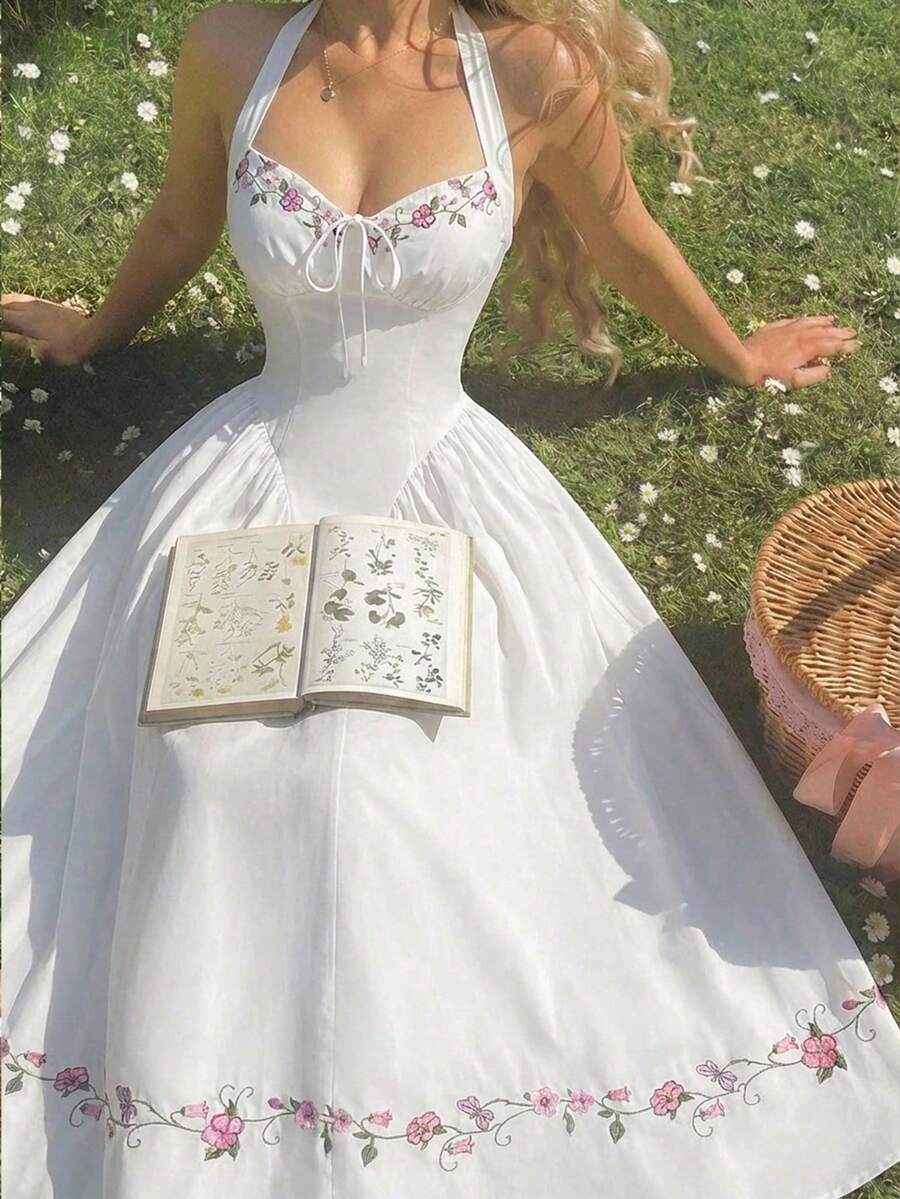 SHEIN MOD فستان أبيض بطراز فرنسي مطرز بحلقة رقبة