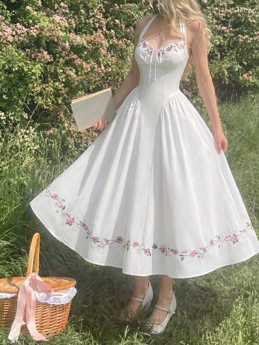 SHEIN MOD فستان أبيض بطراز فرنسي مطرز بحلقة رقبة