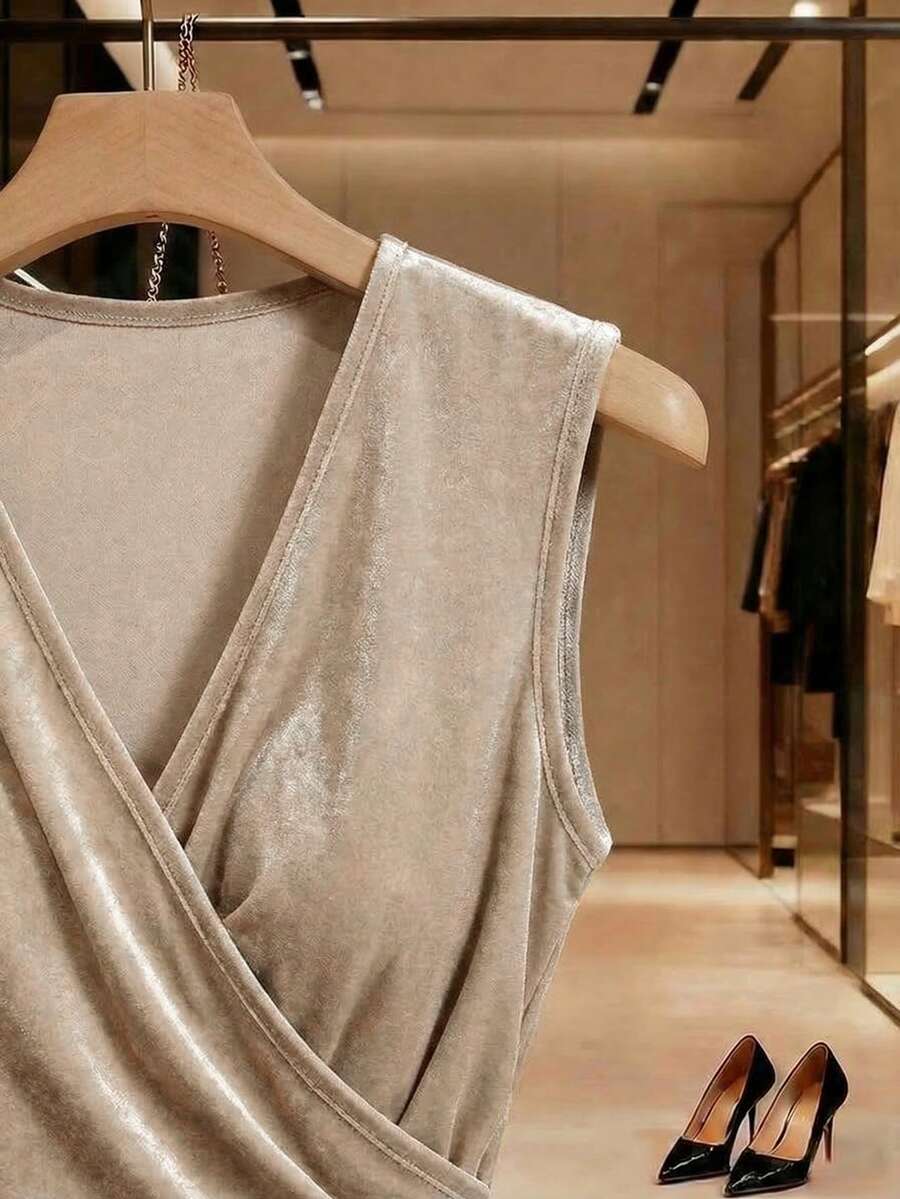 SHEIN Franclia فستان مزين بكشكشة بتصميم فرنسي