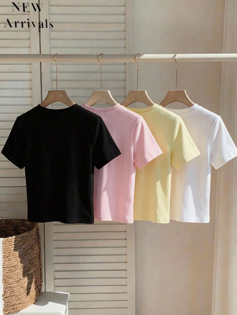 SHEIN Qadelle طقم 4 تي شيرتات كاجوال مطرزة بأكمام قصيرة