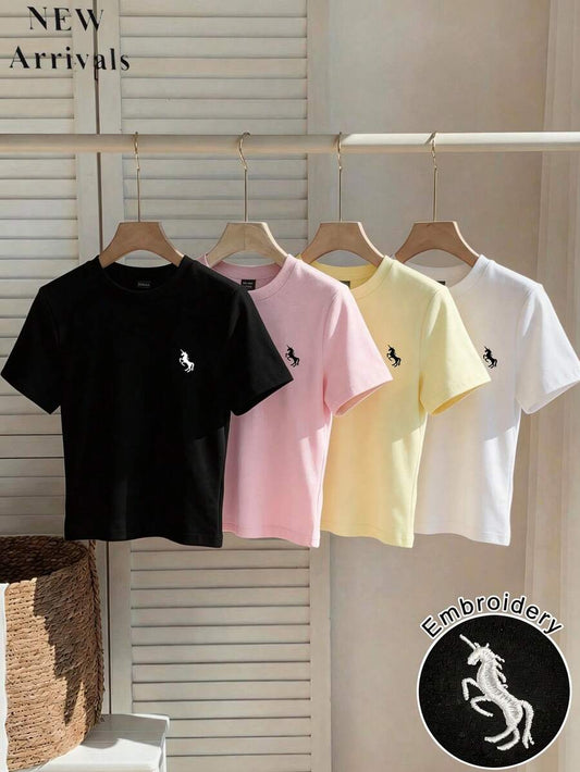 SHEIN Qadelle طقم 4 تي شيرتات كاجوال مطرزة بأكمام قصيرة