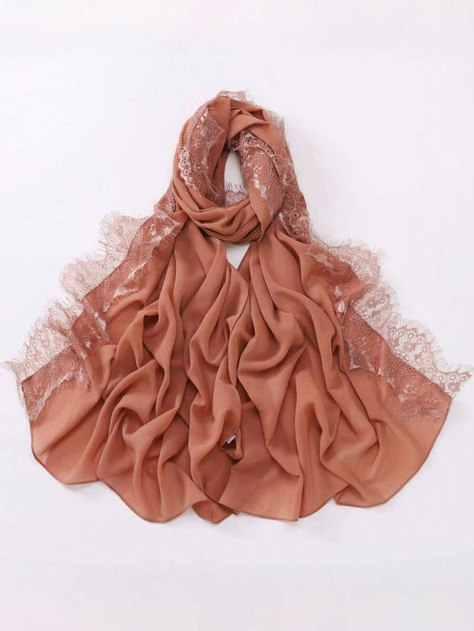 SHEIN حجاب نسائي من الشيفون بتطريز دانتيل رومانسي بلون الكراميل