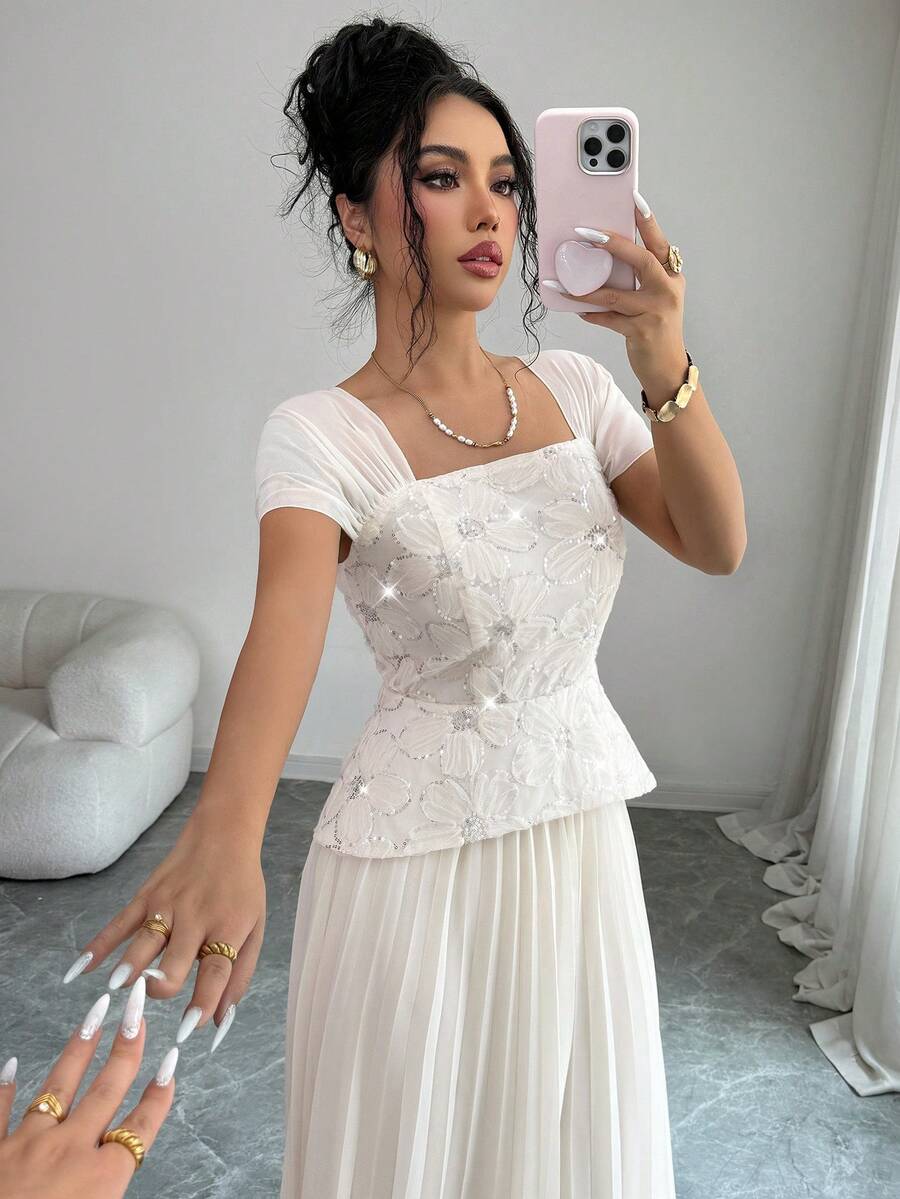 SHEIN Modelyn فستان فرنسي بياقة مربعة مزين بالخرز والتطريز