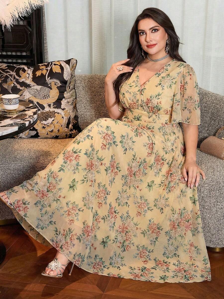 SHEIN Modelyn فستان ماكسي للمقاس الكبير بأكمام قصيرة مكشكشة وخصر مشدود