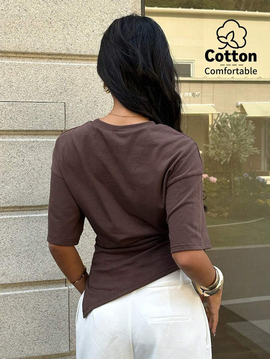 SHEIN Aloruh تي شيرت بياقة دائرية وخصر مشدود بتصميم غير متماثل
