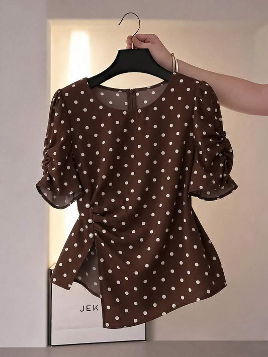 SHEIN Franclia بلوزة منقطة بتصميم غير متماثل بلون بني