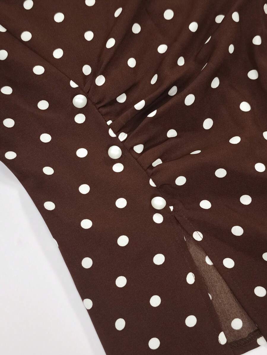 SHEIN Franclia بلوزة منقطة بتصميم غير متماثل بلون بني
