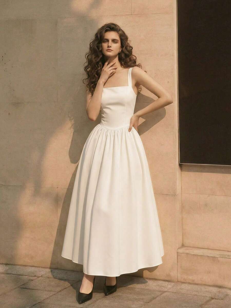 SHEIN فستان ساتان أبيض بدون أكتاف بياقة مربعة وخصر أنيق