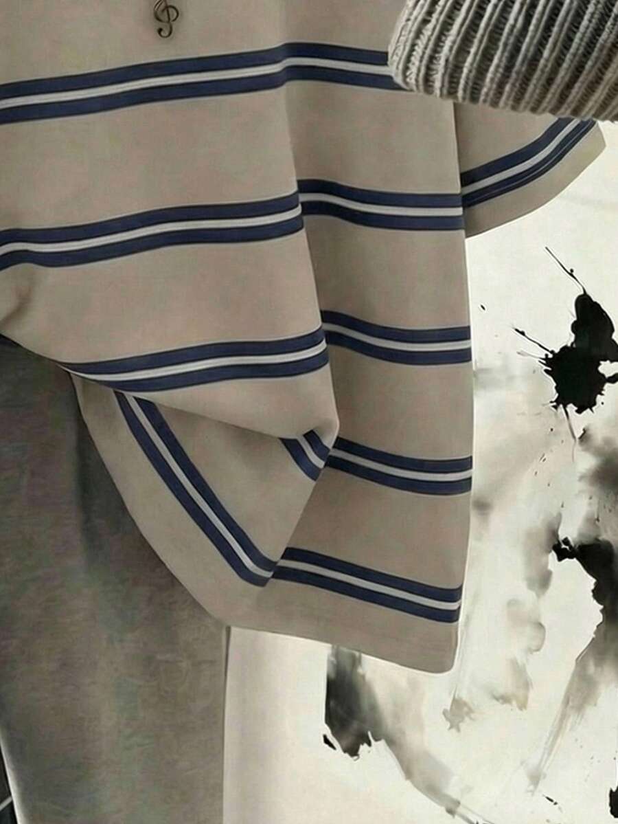 SHEIN EZwear تي شيرت نسائي مخطط كاجوال ستايل كوري