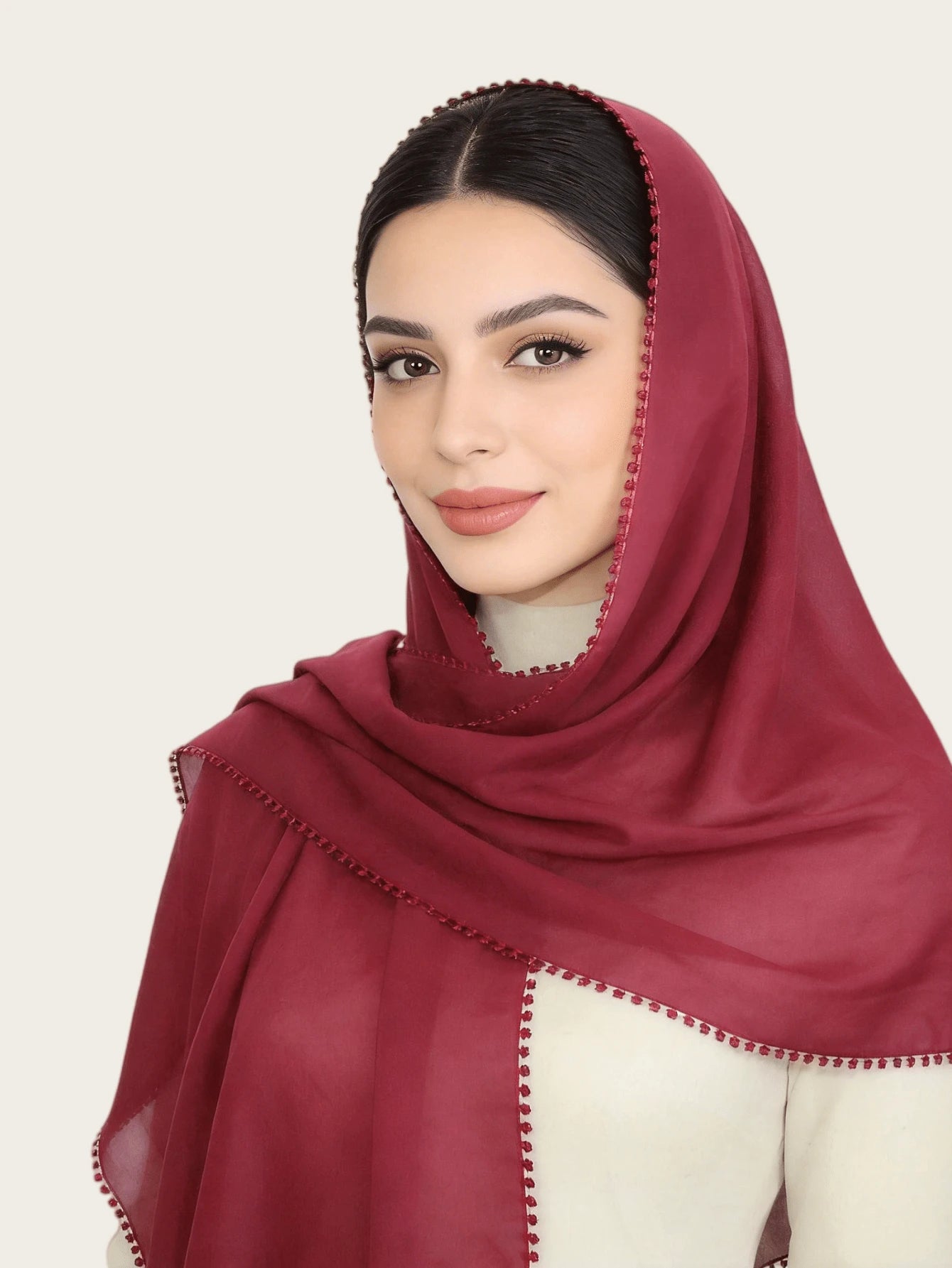 SHEIN وشاح حجاب ماليزي مستطيل بحواف زهرية دقيقة