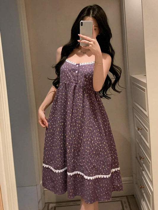 SHEIN DAZY فستان نوم بدون أكمام بخصر مشدود وتطريز دانتيل زهري