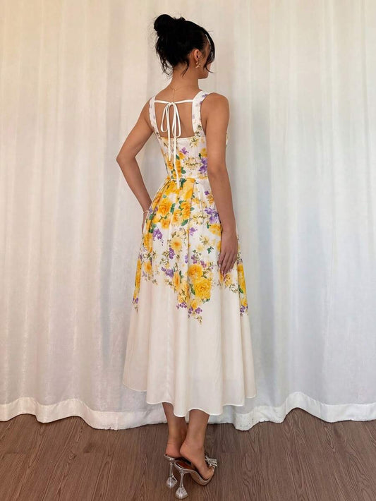 SHEIN Modelyn فستان بطبعة رقمية وخصر مربوط أنيق بلون مشمشي