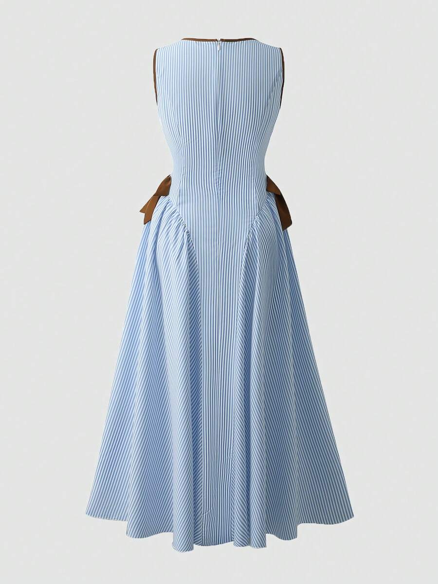 SHEIN GLOWEVE فستان كاجوال أزرق وأبيض مخطط بخصر مربوط وتنورة واسعة