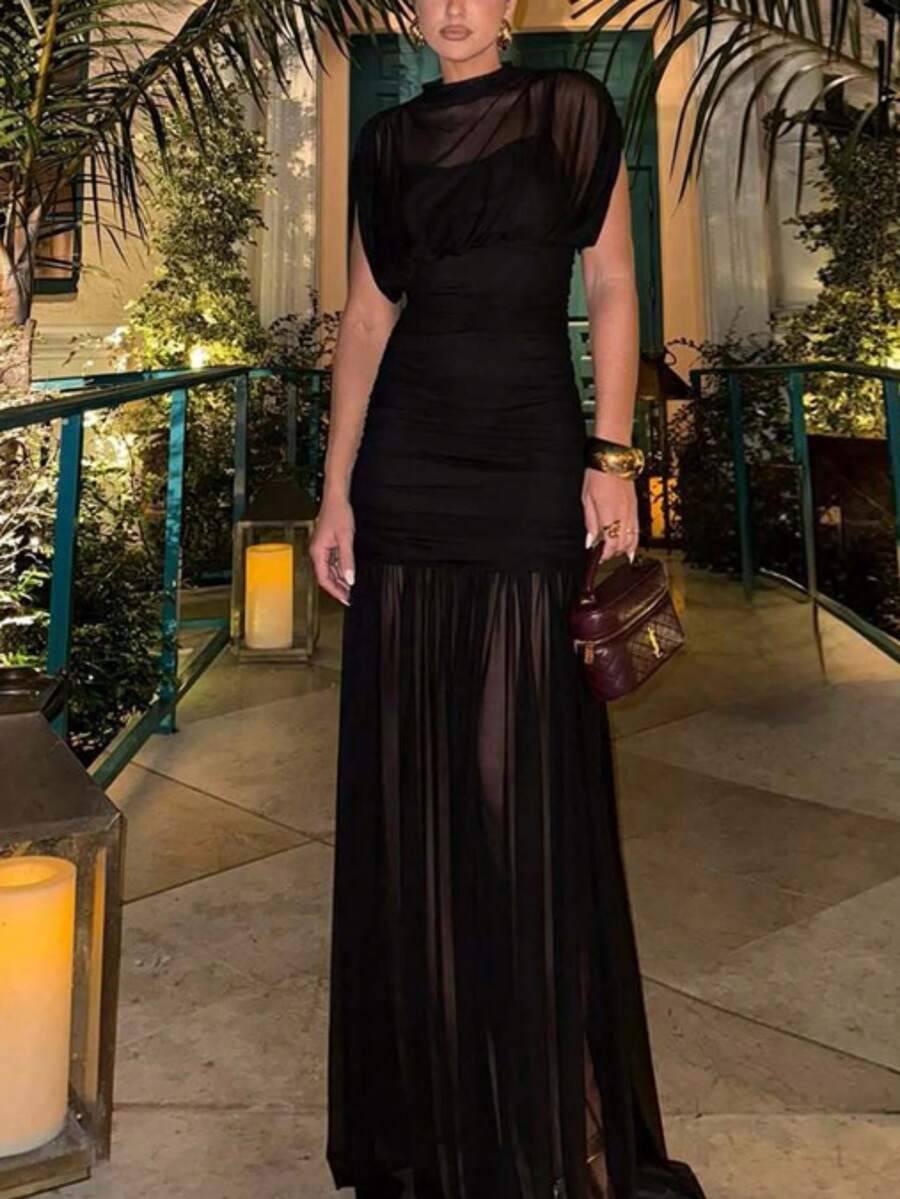 SHEIN conciso فستان ماكسي شيفون بدون أكمام باللون الأسود