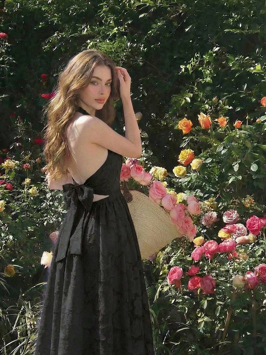 SHEIN MOD فستان أسود أنيق بدون أكمام بنسيج محبوك