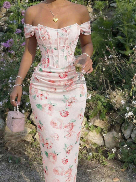 SHEIN MOD فستان وردي ضيق بطبعة زهور وردية بكتف مكشوف