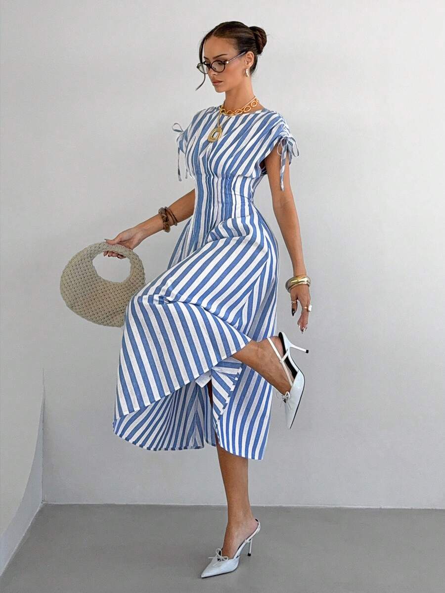 SHEIN Siren Gaze فستان ماكسي مخطط بخصر مطوي وحمالات مربوطة