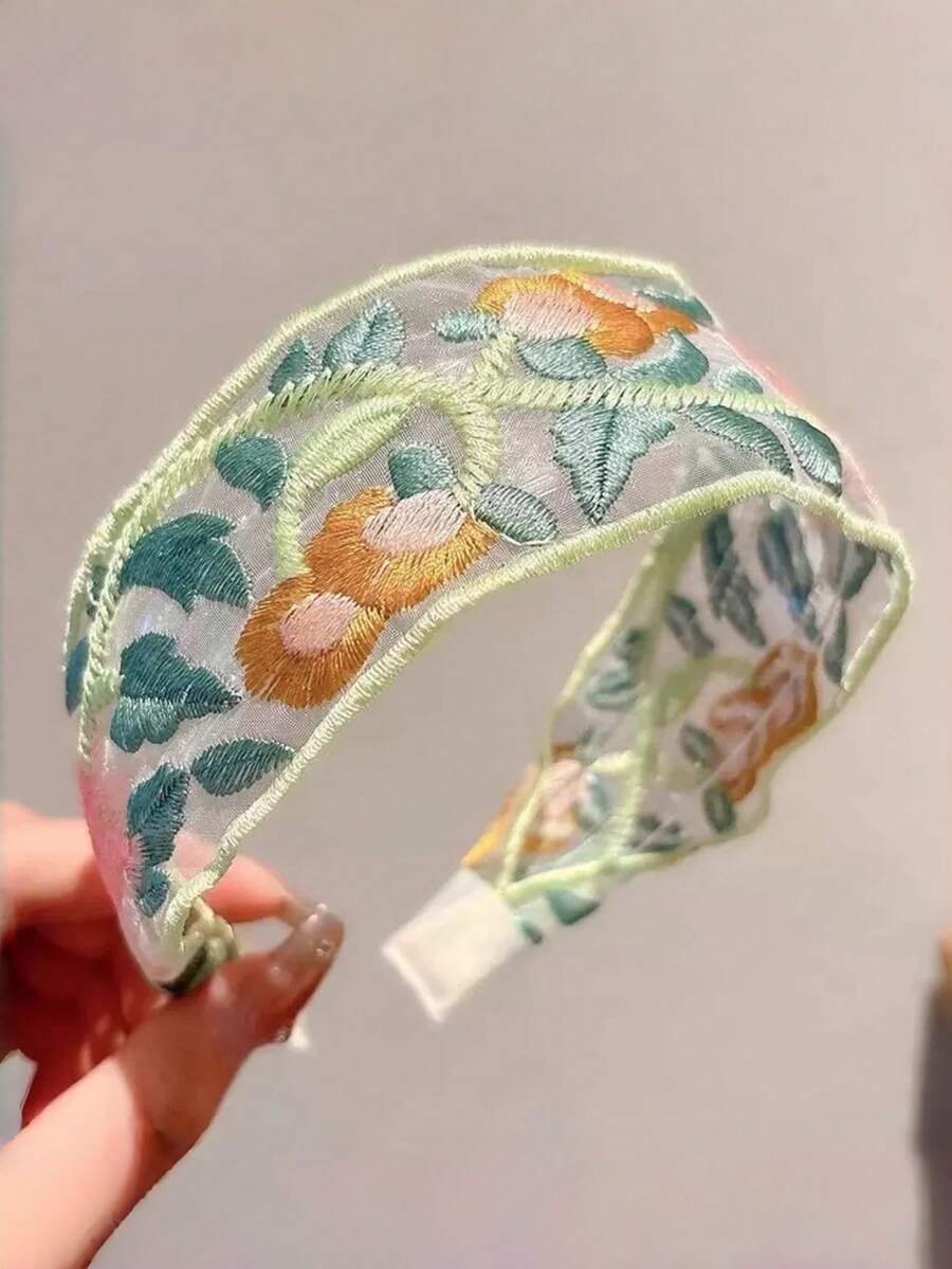 SHEIN طقم 3 أطواق شعر مطرزة بالزهور بحافة دانتيل عريضة