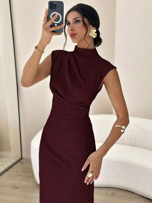 SHEIN Firerie فستان عنابي سادة بياقة عالية وخصر مشدود