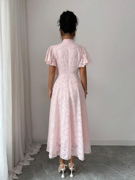 SHEIN Modelyn فستان وردي بخصر مربوط وتجاعيد