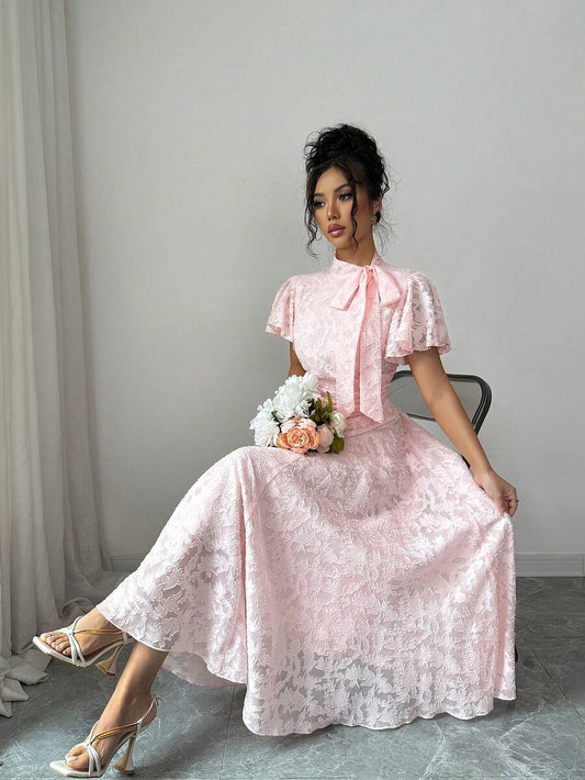 SHEIN Modelyn فستان وردي بخصر مربوط وتجاعيد