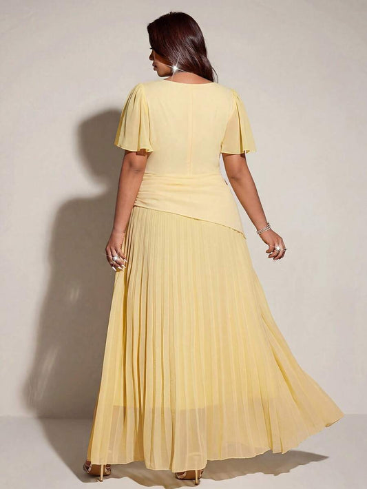 SHEIN Viva Relle فستان طويل أصفر بخصر مزين بالراين للمقاسات الكبيرة