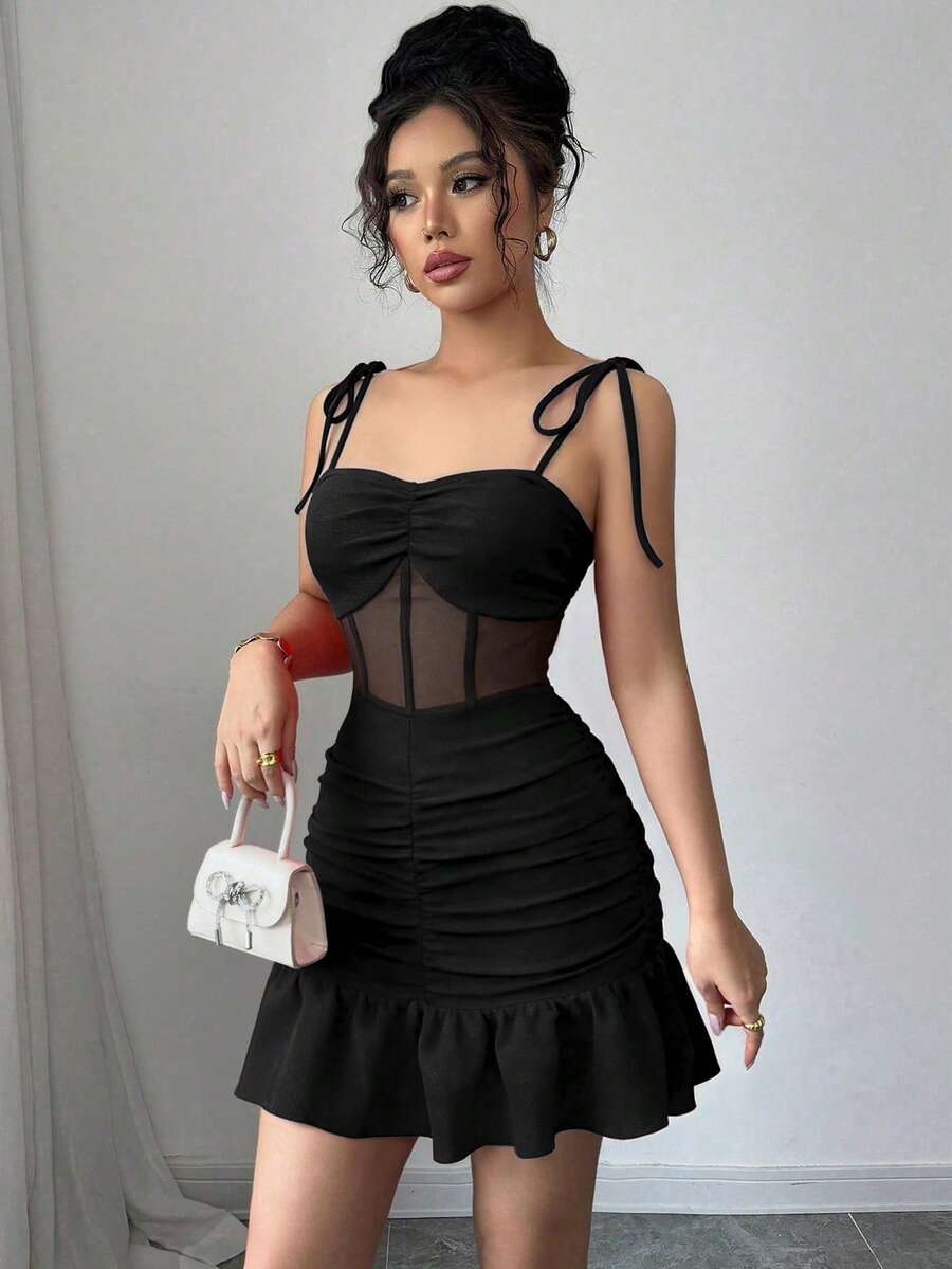 SHEIN GlowEve فستان أسود قصير بحمالات رفيعة من قماش مشبك محبوك وشبكي