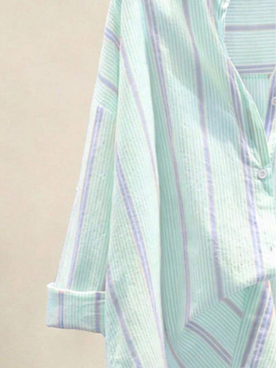 SHEIN قميص نسائي مخطط بأكمام طويلة بلون أخضر نعناع