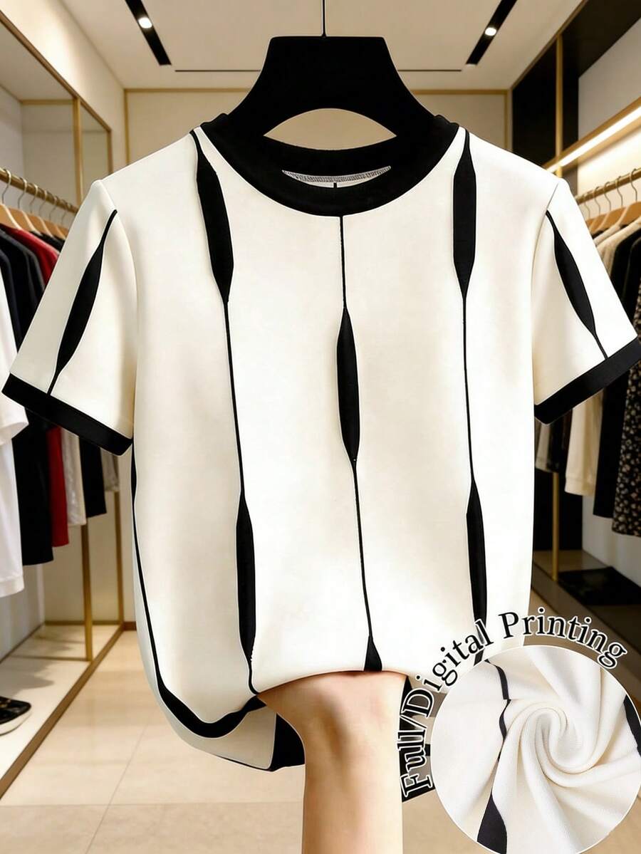 SHEIN GlowEve تي شيرت بياقة دائرية وأكمام قصيرة