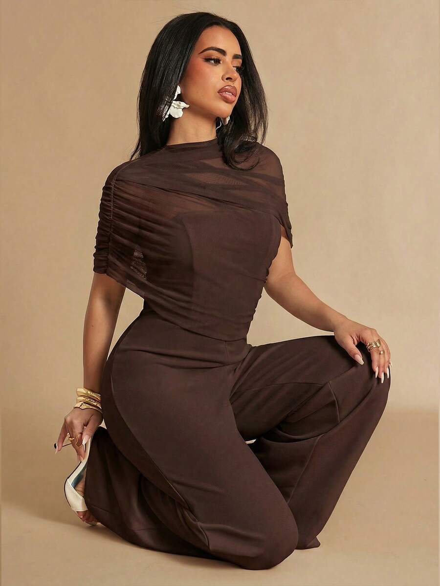 SHEIN Silquee جمبسوت بني من قماش الشبك بأكمام قصيرة بتصميم أنيق