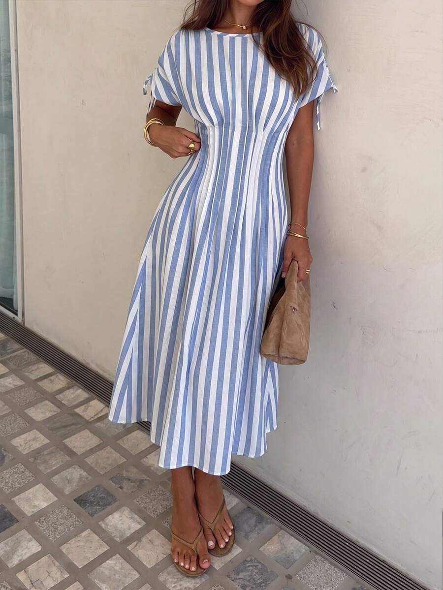 SHEIN Siren Gaze فستان ماكسي مخطط بخصر مطوي وحمالات مربوطة