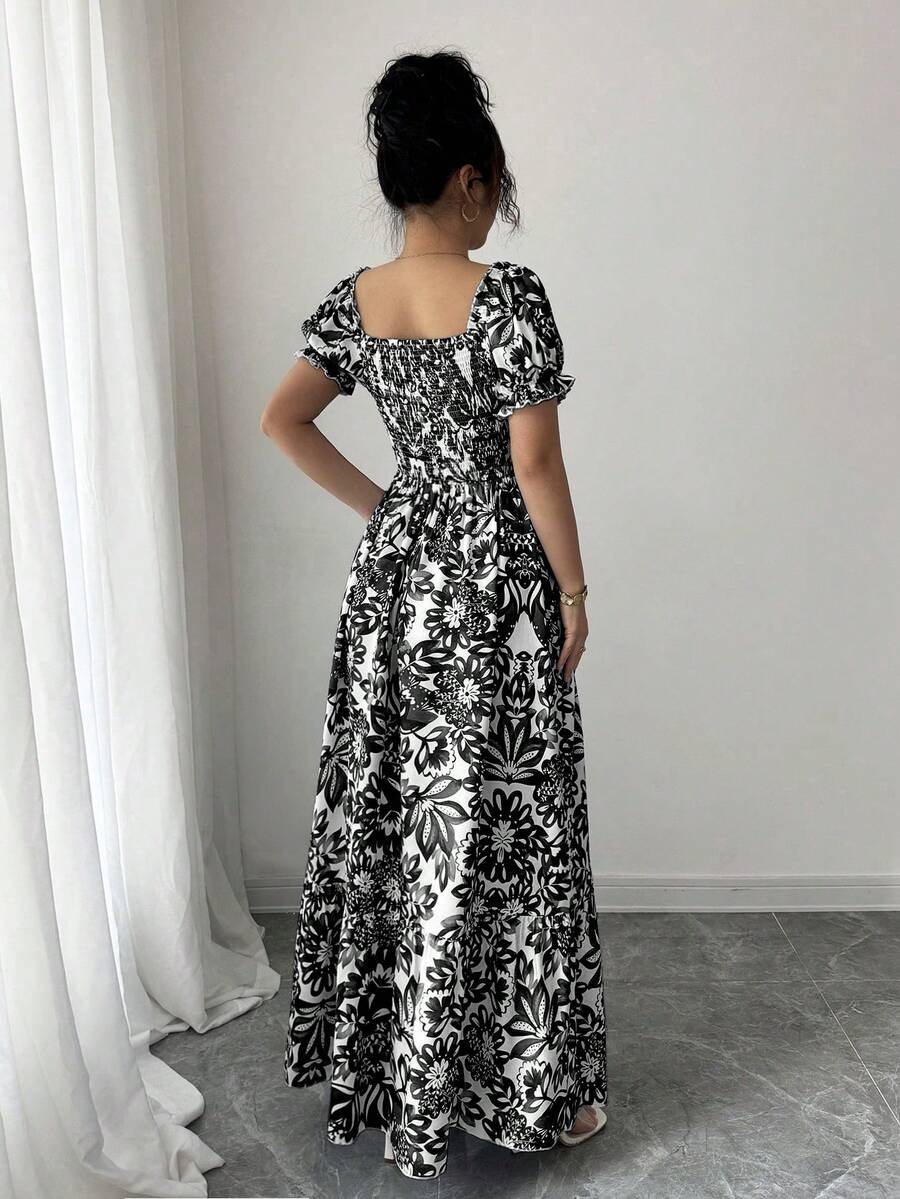 SHEIN Elenzga فستان بطبعة زهرية وأكمام منتفخة وربطة أمامية وظهر مكشوف